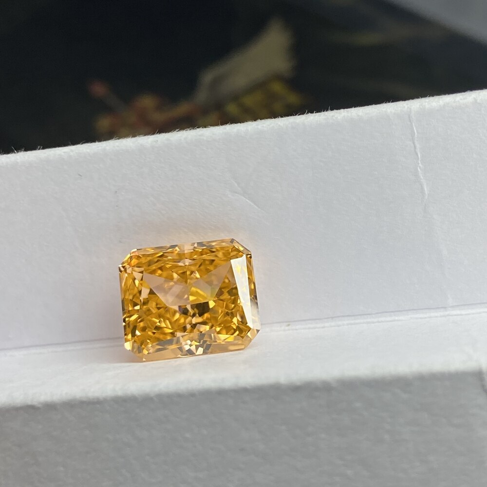 Zirconi cubici di Champagne schiacciati ghiacciati giallo scuro con taglio radiante 12 CTS 6A 10x12mm