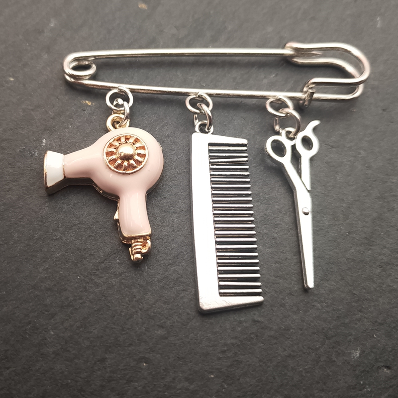 Broche créative pour coiffeur, breloque, personnalité, bijoux, ciseaux de coiffure, peigne pendentif, broche de lavage et de coupe,: Pink