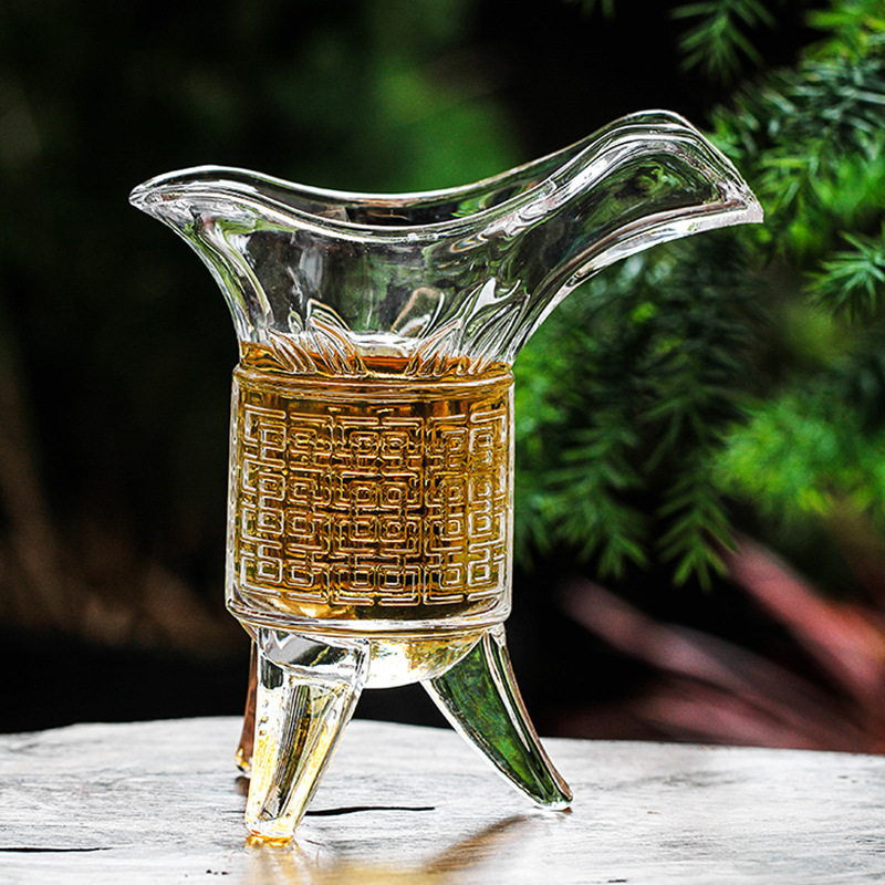 Liquor Cup Jue Cup Ancient Antique Small Wine Cup Three-legged Tripod Cup Chinese Three-legged Glass Liquor Cup: Large 30ml