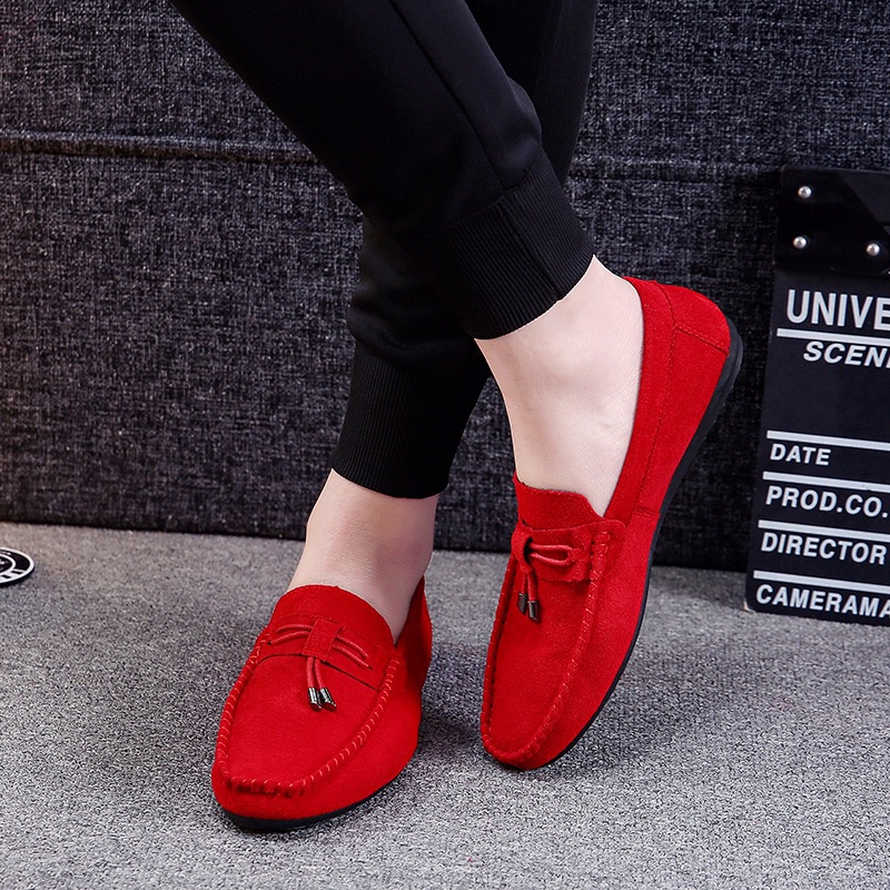 Men Casual Shoes Male Shoes Suede Soft Men Loafers Leisure Moccasins Slip On Men&#39;s Driving Shoes Black Red Man Lazy Shoe