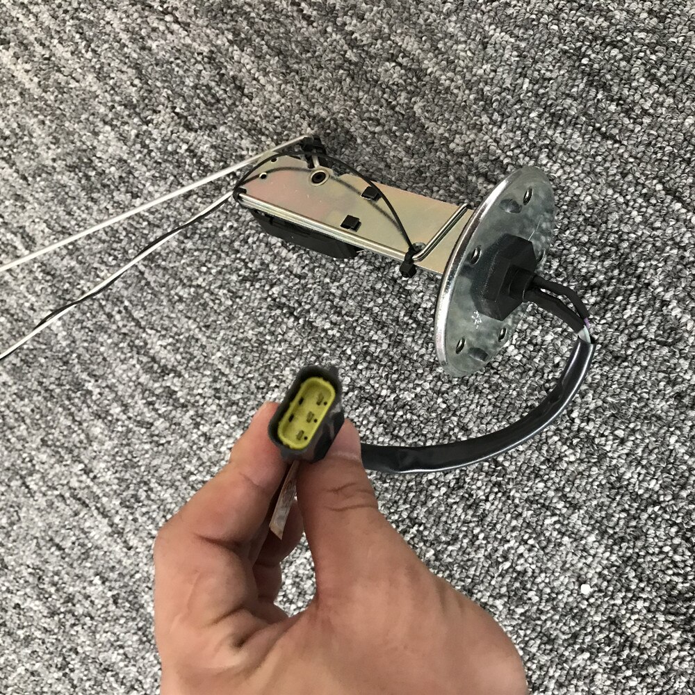 For Daewoo DH55/DH60-7 excavator Oil level sensor 4tnv94 engine Mailbox meter Fuel tank float ，Five holes