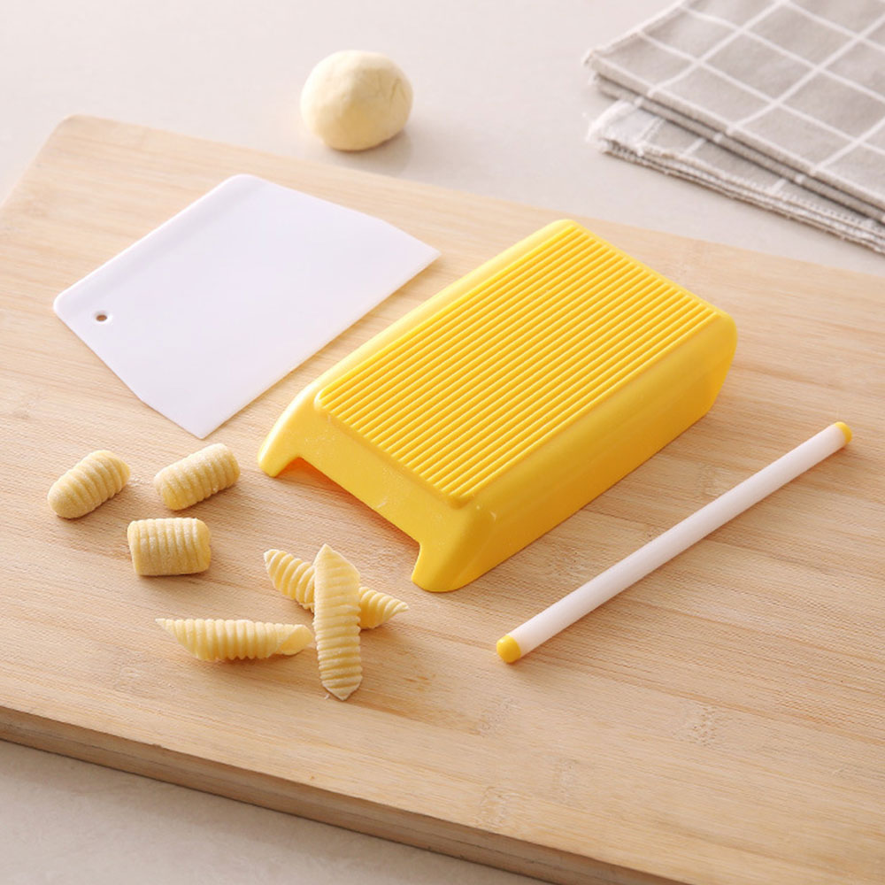 ZLCA Plastic Pasta Machine Macaroni Board Spaghetti Pasta Gnocchi Maker Cutter Rolling Pin Kitchen Tool Baby Food Molds