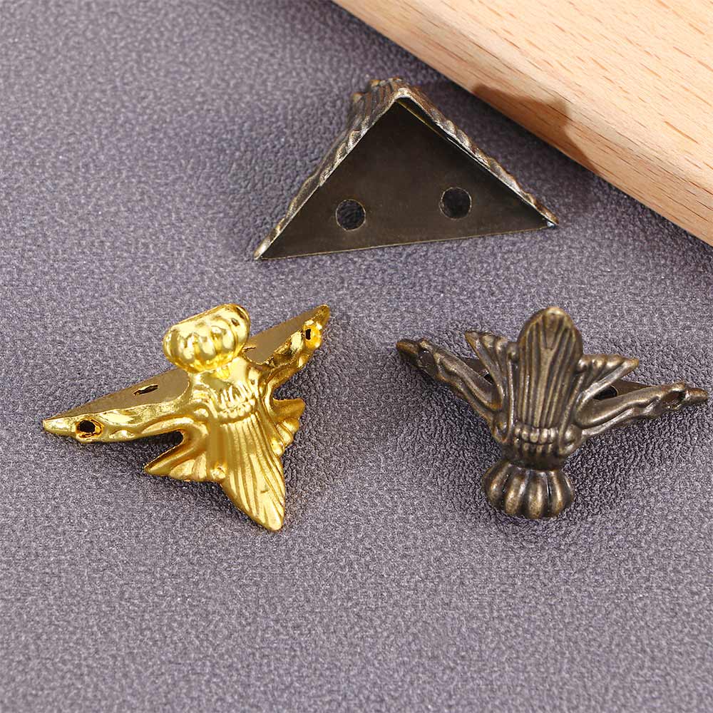 4pcs/Lot Antique Durable Wood Box Feet Leg Corner Protector Triangle Rattan Carved Decorative Bracket For Furniture Hardware