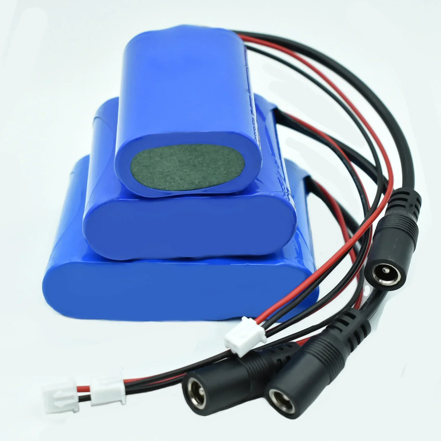 3.7V rechargeable 18650 lithium battery microcontroller LED outdoor light Bluetooth speaker audio backup power supply