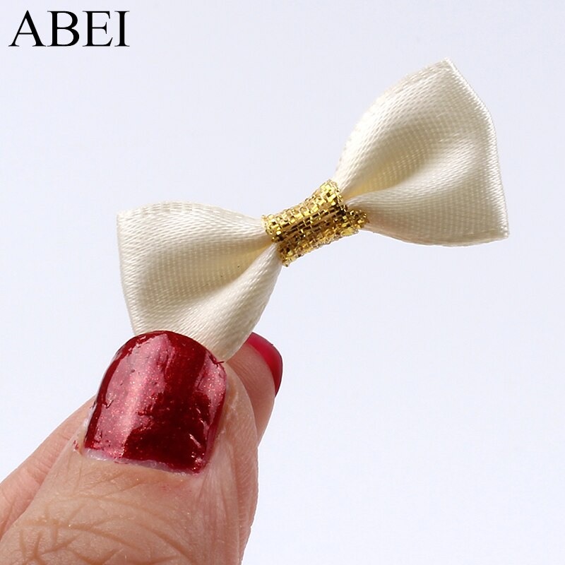 50 stks/partij Beige Satijnen Strikjes Handgemaakte Kleine Lint Strikken voor Hoofddeksels DIY Naaien Stof Ornamenten Kleding Accessoires
