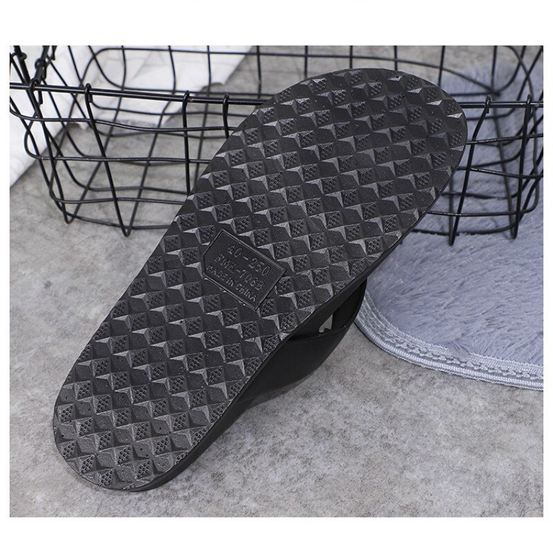 Chanclas de hombre y mujer, sandalias para interior y exterior, zapatillas de playa de verano para hombre antideslizantes, nuevos zapatos