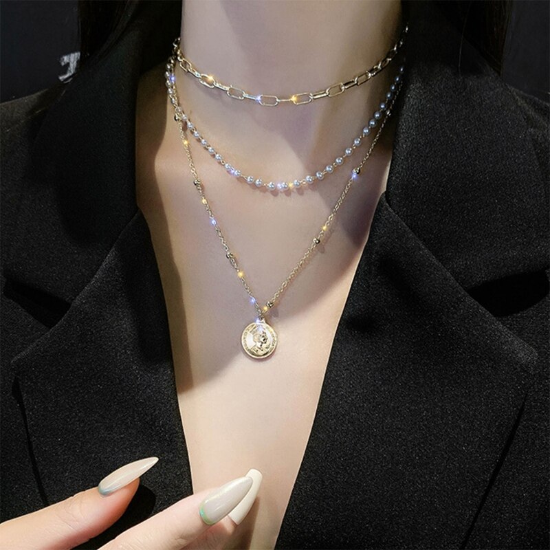 KUSS FRAU Goldene Multi-schicht Perle Perle Kette Halsketten Für Frauen Münze Porträt Anhänger Kragen Choker 2021Trend schmuck: 55-KWK0837