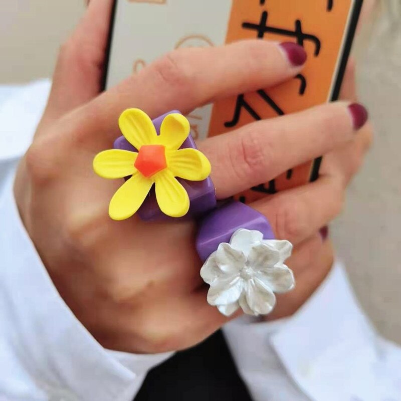 Koreansk farverig tusindfryd blomst hjerte rund bjørn geometrisk firkantet chunky ringe til kvinder lilla akryl harpiks ringe smykker