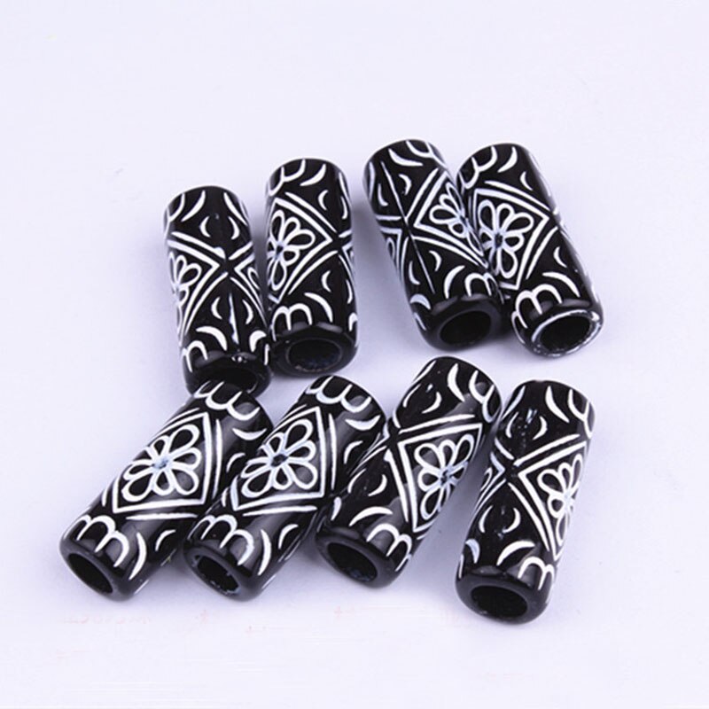 10 stk svart akryl viking hår flette dread skjegg dreadlock perler mansjetter 6mm indre hull hvite utskårne blomster hårtilbehør