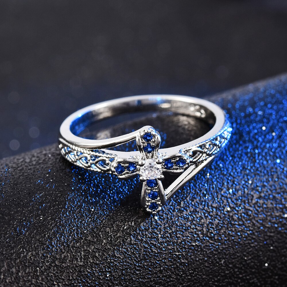Cross Vrouwen Vinger Ring Ingelegd Shine Cz Steen Dagelijkse Slijtage Mode Ringen Verjaardag Meisje Veelzijdige Sieraden
