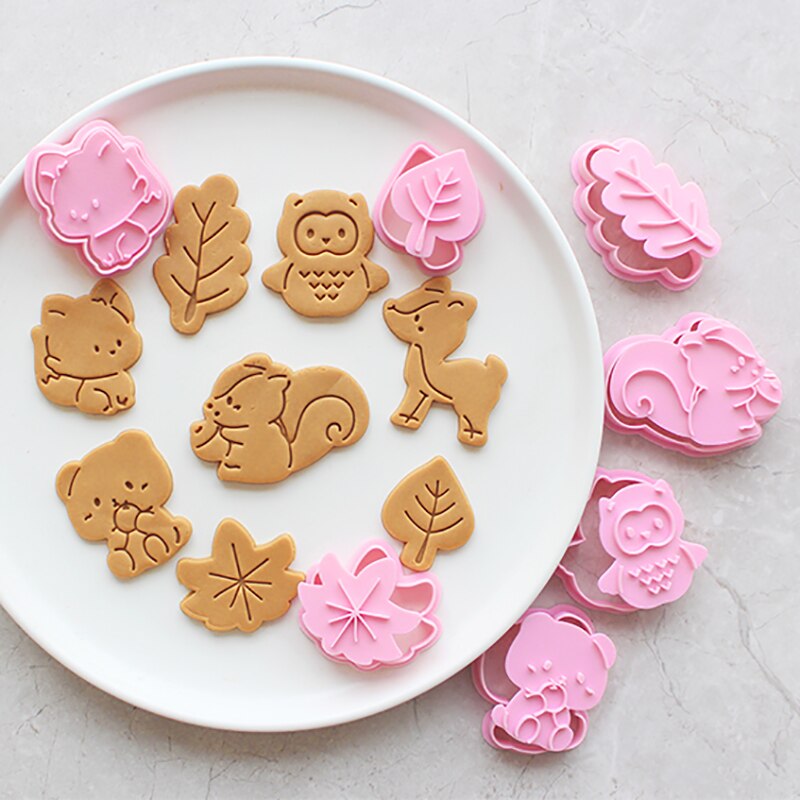 Cute Forest Animal Cookie Cutter Squirrel Owl Leaf Biscuit Fondant Mold Cookie Baking Mold 3D Plastic Press Biscuit Mold