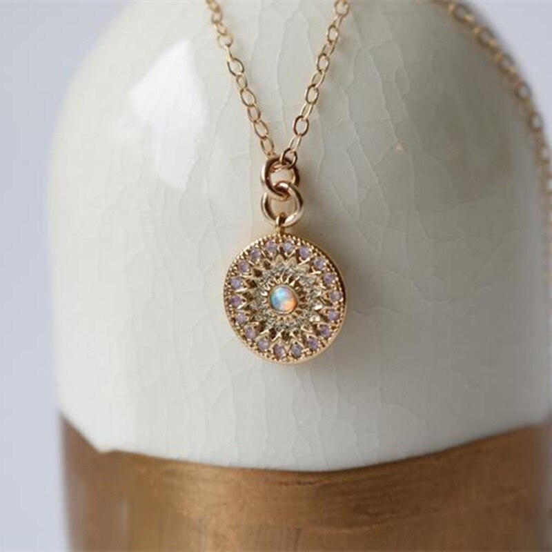 Runde Kristall Gold Farbe Anhänger Halsketten Für Frauen Weiblichen Charme Kette Birthstone Engagement Hochzeit Schmuck