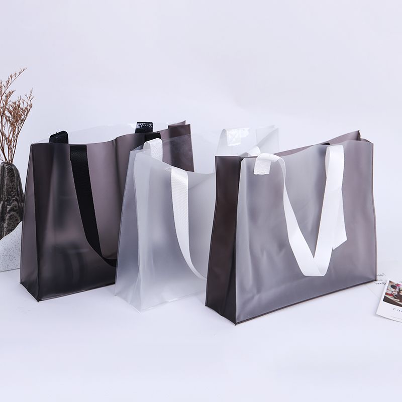 PVC Tote Shopping Bag Transparent Frosted Plastic Bag Clothing Store Storage Bag Package top grade Clutch