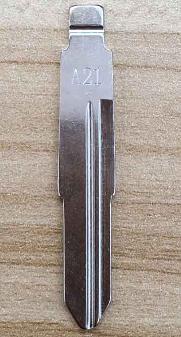 Replacement Flip Remote Key Blade Car Key blank For Chery Fulwin 2 Tiggo A3 A21 M11 Key Blade: Tiggo Left Slot