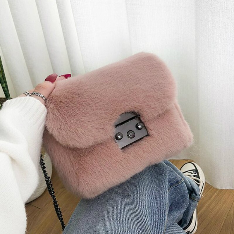 Autumn and Winter Shoulder Underarm bags Plush Pouch crossbody bags Women's All-match Furry Handbag small bags