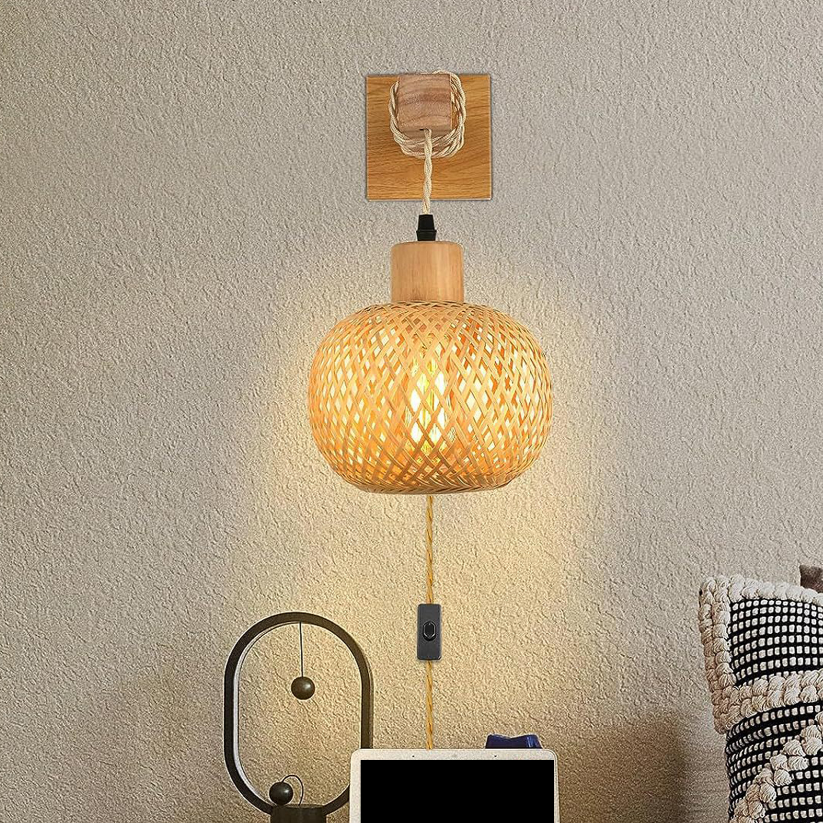Wall Sconce Hand Woven Boho Bamboo Bedside Wall Lamp Plug in Pendant Light for Home Bedroom Living Room Light Fixtures EU Plug