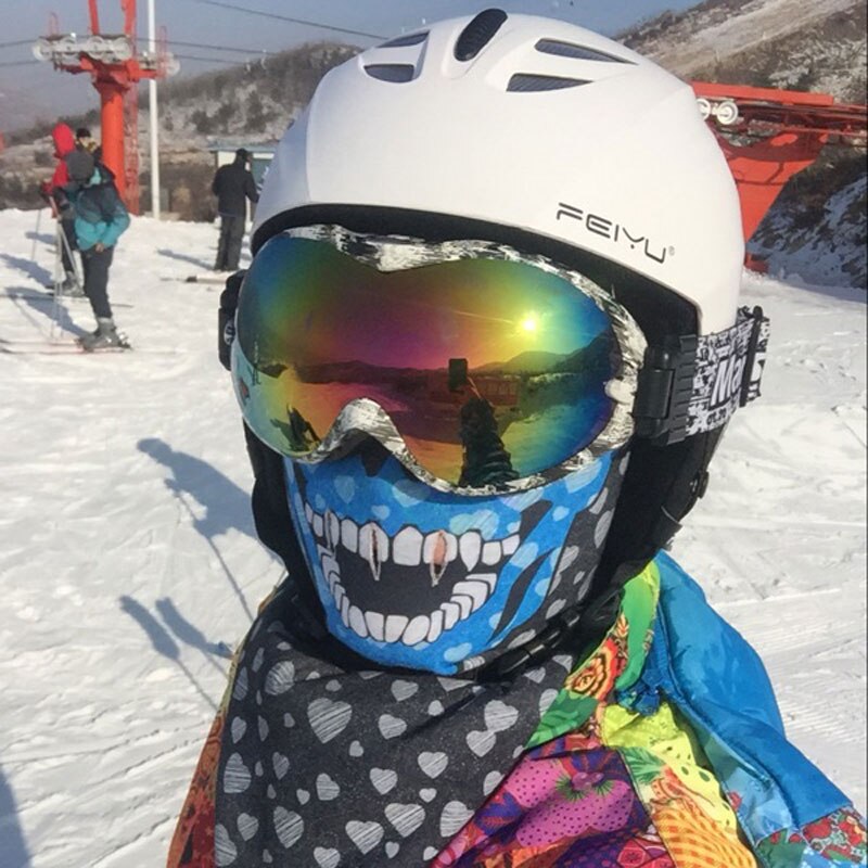 Outdoor veiligheidsskihelm voor volwassenen, integraal gevormde skihelm voor snowboard, skateboard, sneeuwskihelm voor motorfietsen