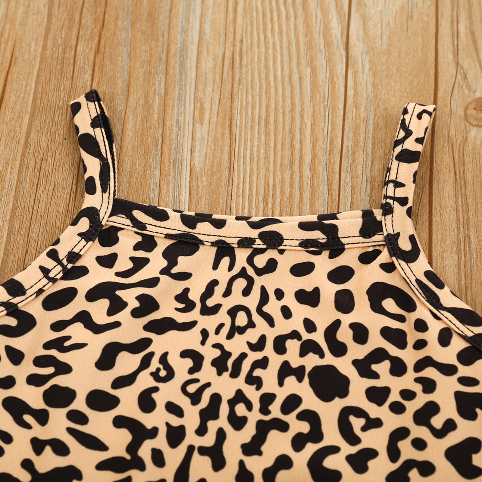 0-24M Baby Zomer Kleding Meisjes Jongens Toevallige Romper Kaki Luipaard Gedrukt Patroon Boothals Mouwloze Junmpsuits