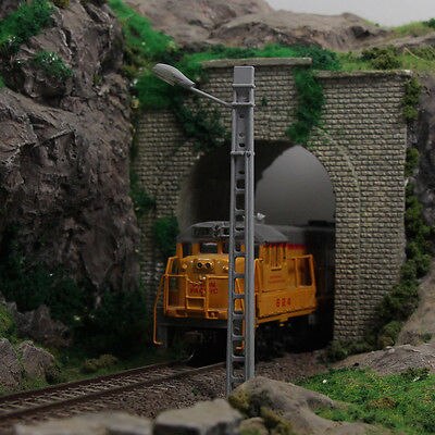 evemodel 5pcs Street light Lattice Mast Yard Tower Model Railway Lamps OO/HO/TT Scale LYM48 model train 1/87 railway modeling