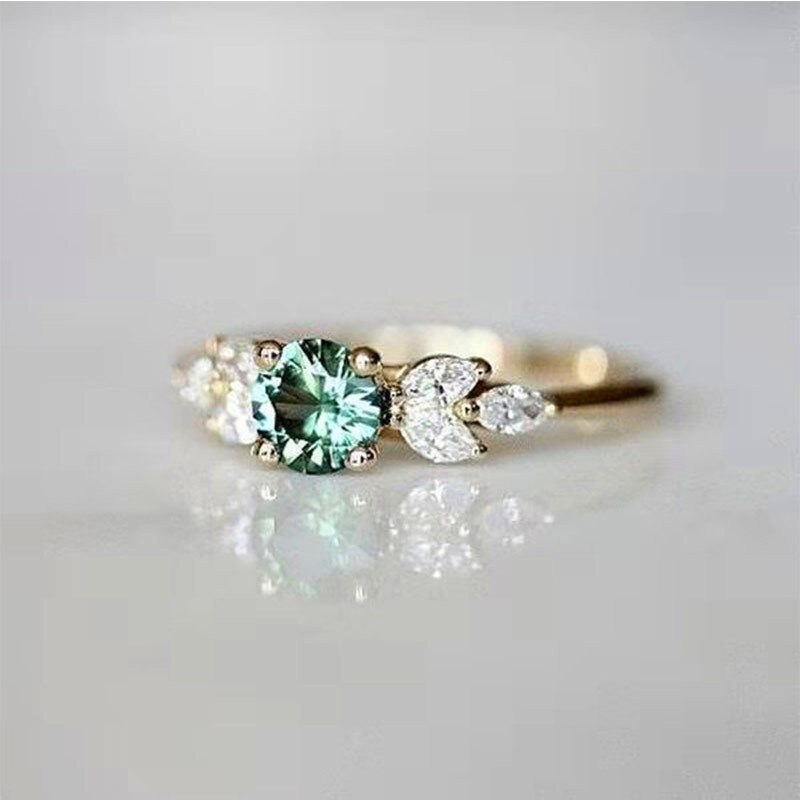 Schattige Vrouwelijke Groene Zirkonia Steen Ring Minimalistische Geel Gouden Trouwringen Voor Vrouwen Elegante Bruids Dunne Engagement Ring