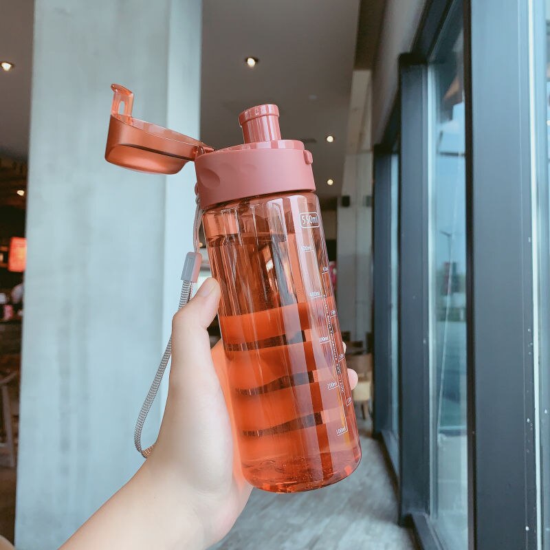 550ml børns vandkop baby fodring lære at drikke kop lækagesikker vandflaske udendørs sports bærbar studiekop: Rød