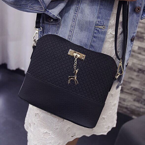 Women Bag Messenger Bags Bag with Deer Toy Shell Shape Girls Shoulder Crossbody Bags Luxury Handbag: Black