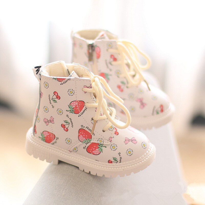 2020 di inverno Nuove Ragazze casuale martino Stivali per Bambini per Bambini Scarpe di Velluto Brevi Caricamenti Del Sistema di Cuoio dell'unità di elaborazione Carino Fragola