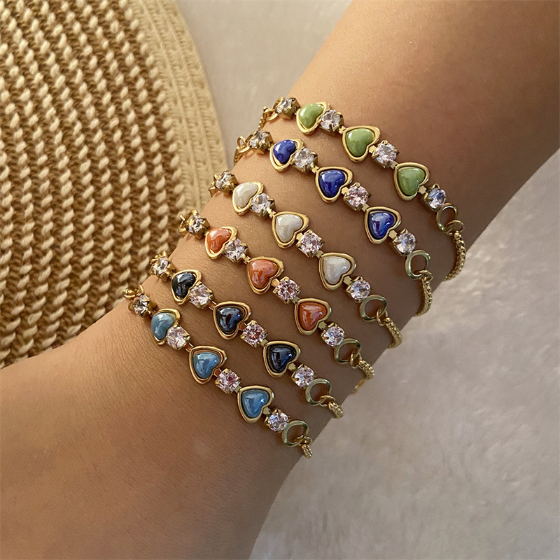 Acciaio inossidabile 316L New Fashion Fine Jewelry fresco e dolce 6 colori zircone Love Heart Shape Charm Chain bracciali per le donne