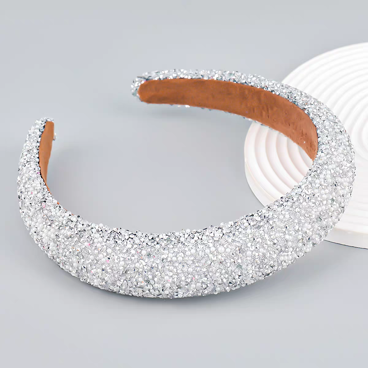 Diadema con cuentas glamurosas, diadema barroca con perlas de cristal ostentosas, diadema cruzada ancha, accesorios para el cabello brillantes y magníficos para mujer,
