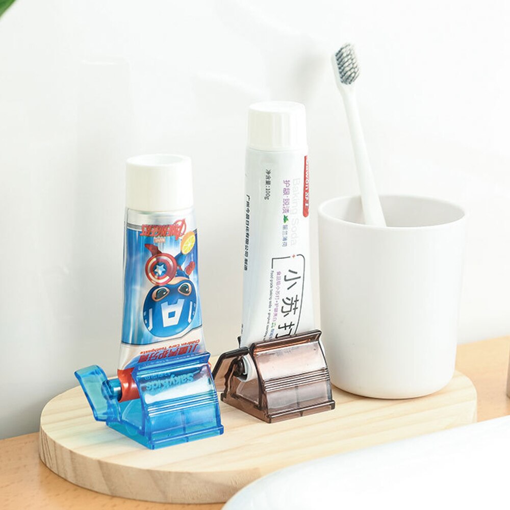 Multifunction Toothpaste Tube Squeezer Rolling Toothpaste Easy Portable Plastic Dispenser Bathroom Accessories Sets