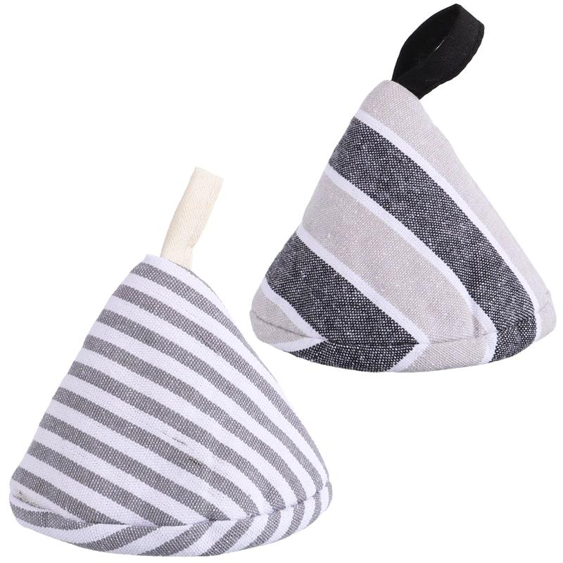 2Pcs Pot Cover Protectors Heat Insulated Covers Triangle Pot Cap Pot Pad Pot Cap Pot Cover Clip Pot Heat Insulation Handle: Silver