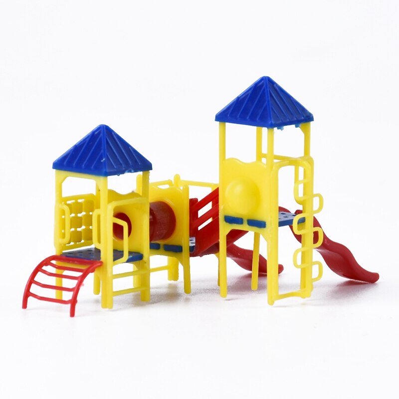 -1:150 Scale Playground Equipment Model Trains Layout Railway Building