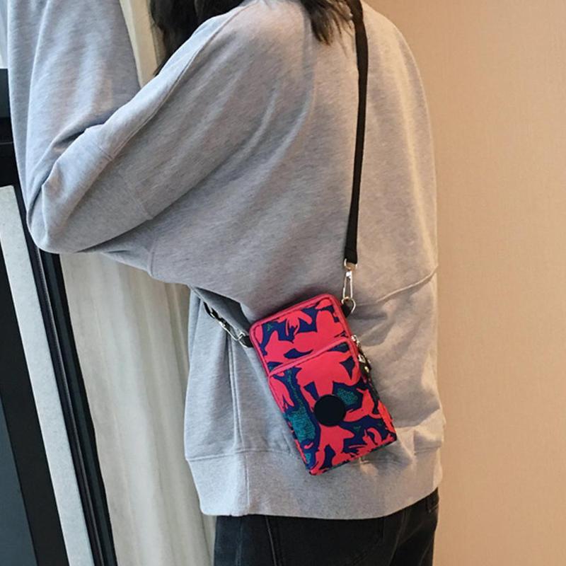 Women's Bag Korean Version of the Shoulder Bag Mobile Phone Bag Diagonal Across the Small Cloth Bag Sports Leisure Arm Bag