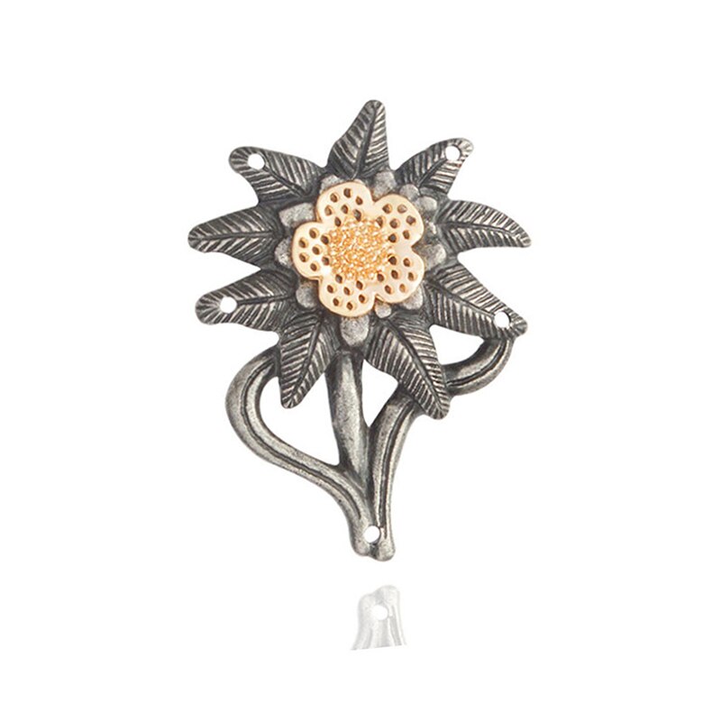 German Army ELITE Edelweiss Mountain Troops Ancient Simple color Flower brooches Badges for Hats Jackets Accessories For Women