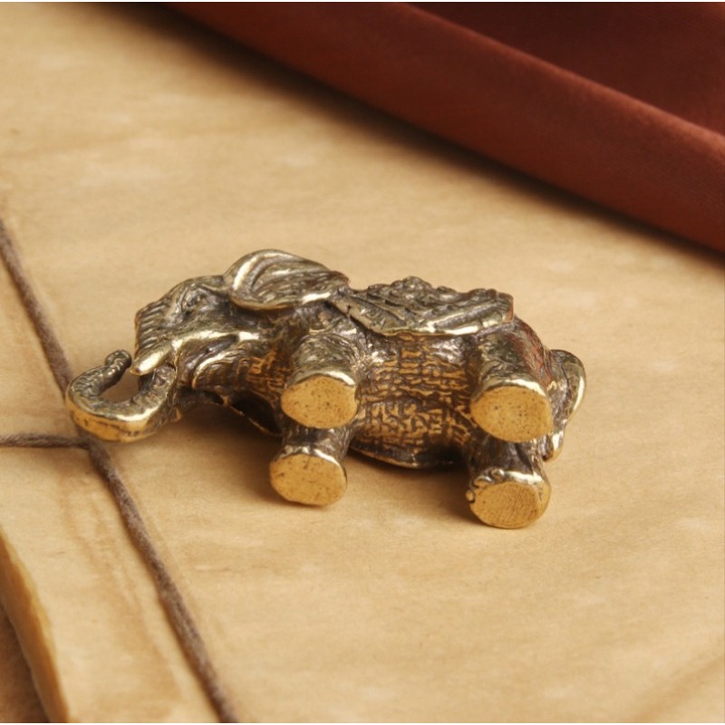 Antique Bronze Minature Elephant Figurines Tea Pet Table Ornament Decorations Solid Copper Animal Crafts Home Decor Living Room