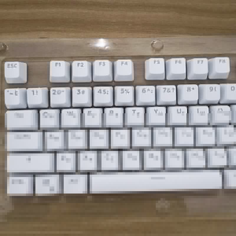 104 Keycaps Russian Translucent Backlight Keycaps For Cherry MX Keyboard Switch: White