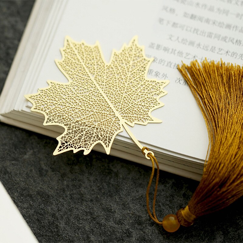 Metal Bookmarks Literature Art ginkgo Leaf Bookmarks With Box Teacher GiftsTree Leaf Bookmarks
