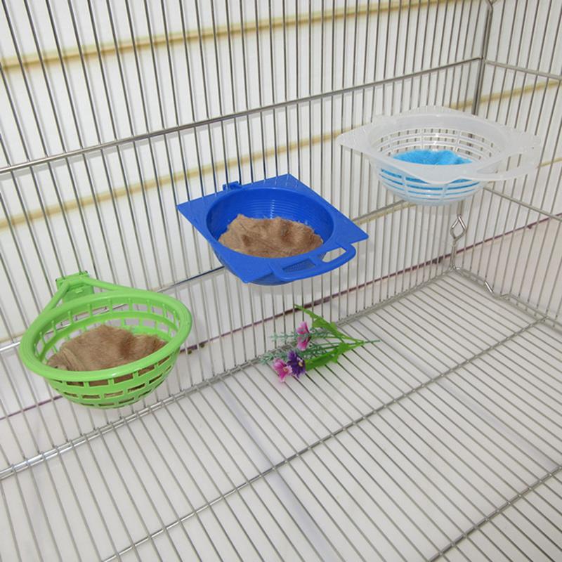 Parrot Breeding Bed Hanging Plastic Bird Breeding Supplies Parrot Nest Canary Cave Bird Cage Decoration Hatching Accessories