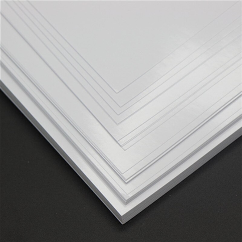 Tyndt papir 115g glanset fotopapir på den ene side  a4*100 ark til farveinkjetprinter