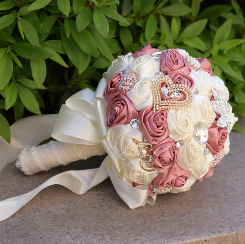 AYiCuthia 1Piece Custom Ivory Bridal Wedding Bouquets Stunning Pearls Beaded Crystal Wedding Bouquets S19: Pink