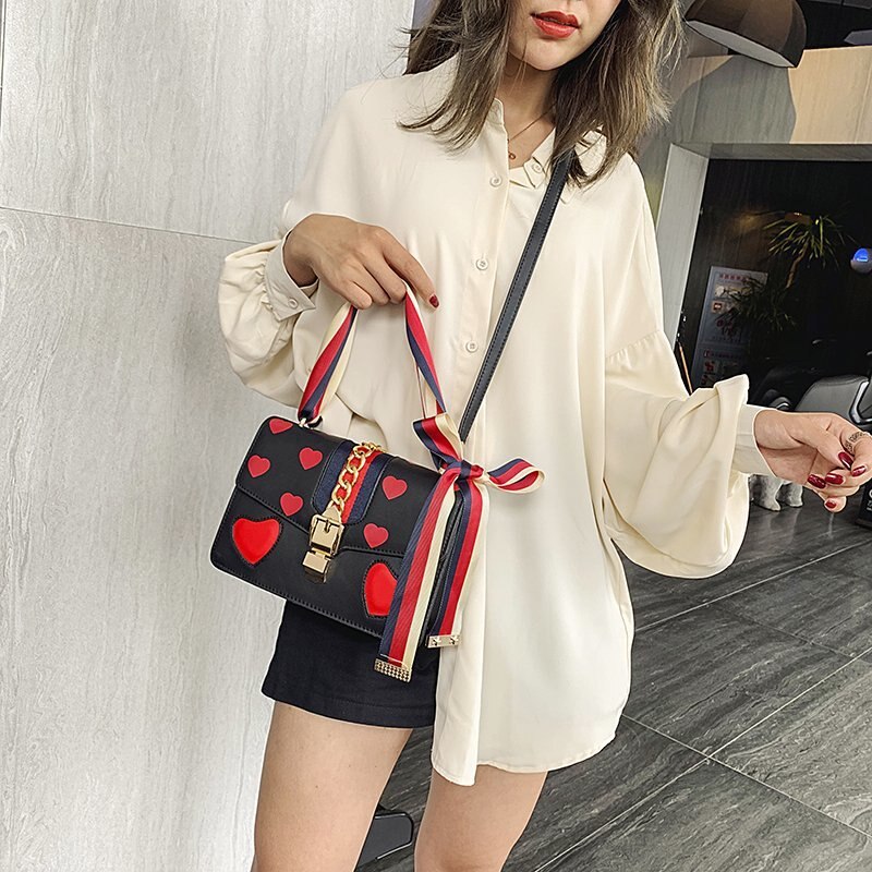 Tamanho, moda, beleza, corações, bolsas, primavera 2021, nova pequena corrente, grande cinto, bolsa de ombro slung.