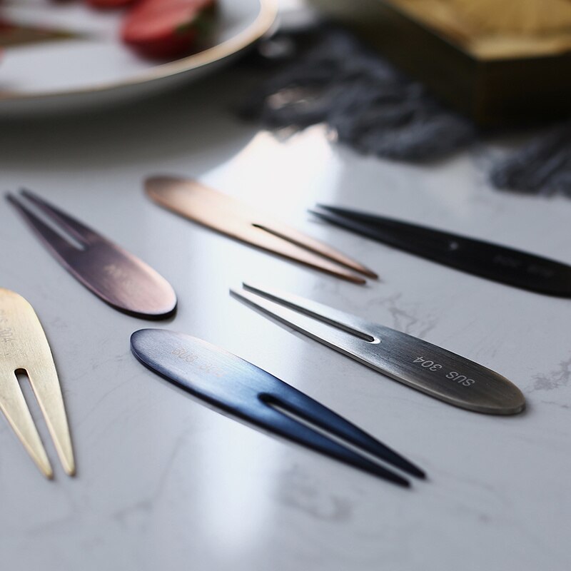 6 pz forchetta da frutta in acciaio inossidabile torta d'oro dolce Picke bella mini forchetta utilizzata per la torta in festa lumaca forcella regalo ristorante