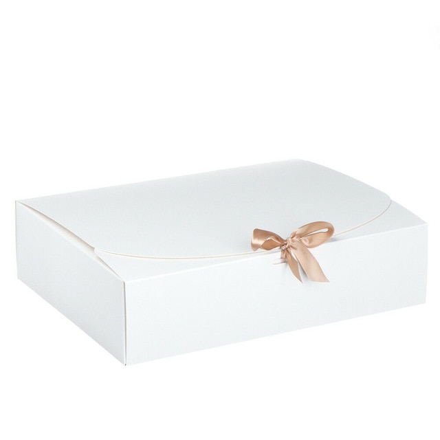 Vierkante Kraft Papier Doos Karton Pakket Valentijnsdag Snoep Opslag Dozen Met Linten: White-17x17x5cm