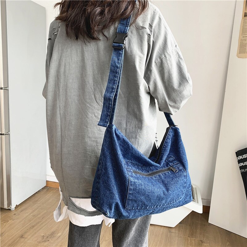 Student Casual Daily Jeans Shoulder Bag Female Teenager High Street Tide Denim Fabric Big Capacity Crossbody Messenger Bag: Navy Blue