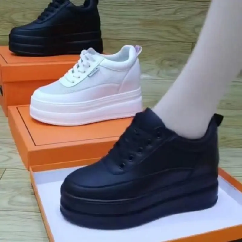 Scarpe da donna in morbida pelle soletta aumentata 8cm di spessore inferiore scarpe Casual Petite Cake primavera autunno singolo