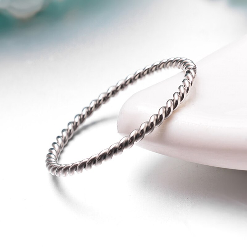 Vrouwelijke Mode Kleine Ring Zilver Rose Goud Kleur Twisted Rvs Ring voor Vrouwen Wedding Party Ring