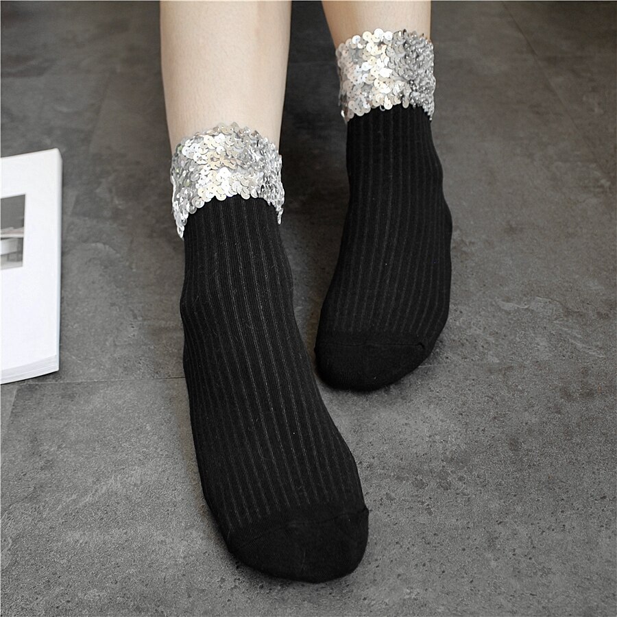 Ropa de calle Chic calcetines de lentejuelas brillantes hechos a mano para mujer. Calcetines cortos informales de Color gris liso para mujer. Calcetines con lentejuelas plateadas para mujer