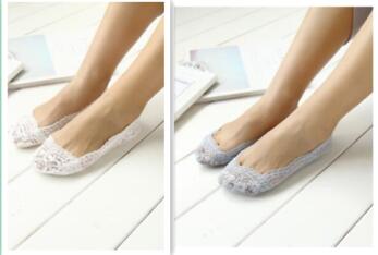 To par sommer kvinders blonder sokker antiskid usynlig liner lav skåret sokker åndbar meias calcetines mujer popsocket: Hvid og grå