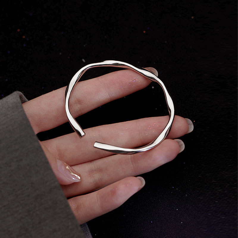 Vintage armbånd i rustfritt stål, unisex, avslappet mobius-armbånd med vridning