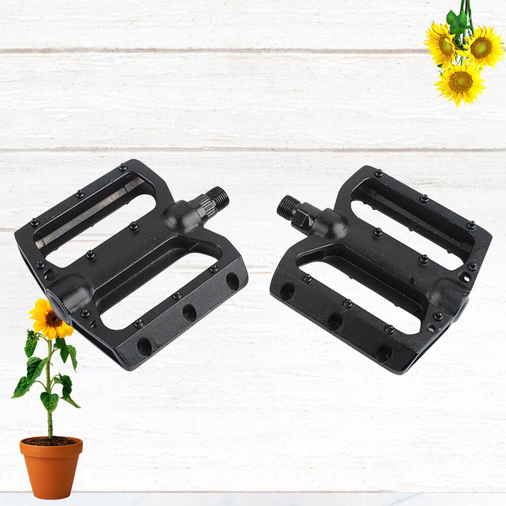 1 Pair of Bicycle Pedal with Anti-slip Spike Bike Pedal for Fixed Gear Mountain Bike